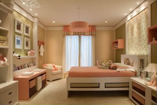 Quarto para meninas e mulheres luxuoso