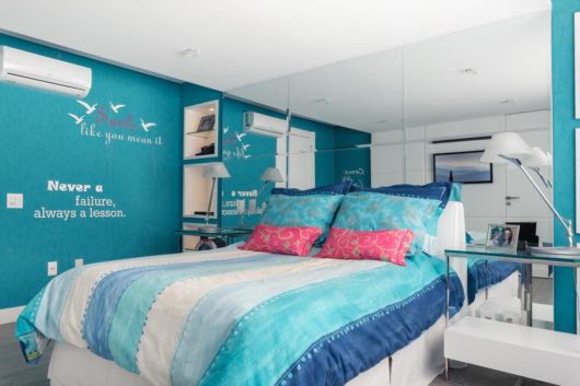 Quarto para meninas e mulheres azul