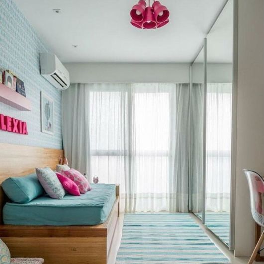 Quarto pequeno para meninas e mulheres