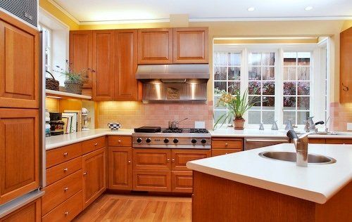 Cozinha planejada em madeira