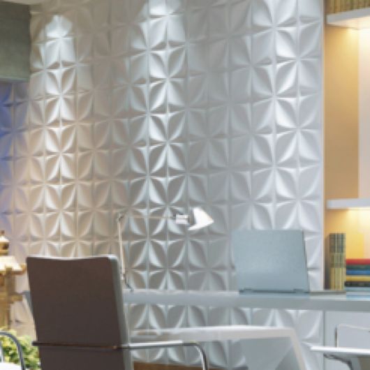 Revestimento 3D branco na sala de jantar