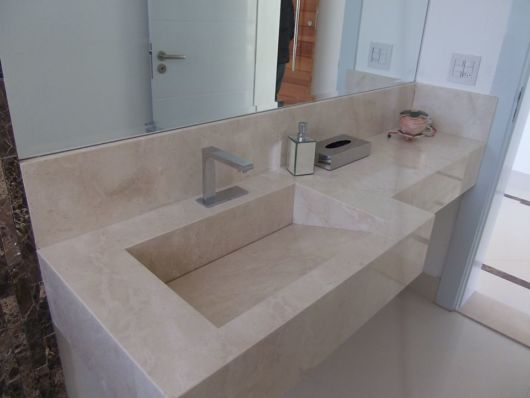 Banheiro com granito