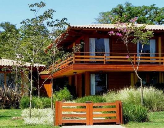 casa de madeira campo