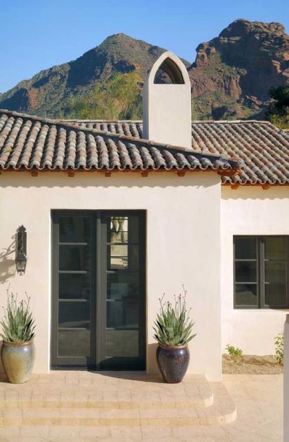 casa com telhado cerâmico