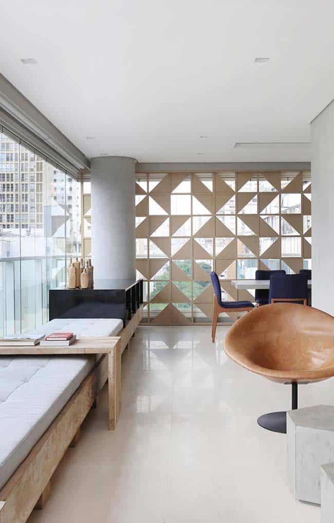 Sala com parede de cobogó mdf.