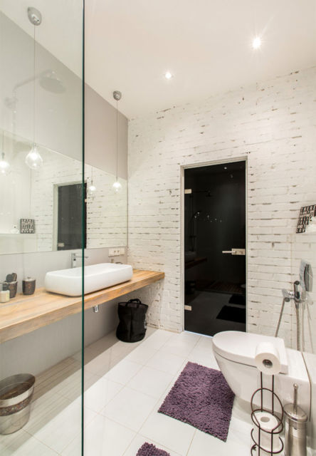 Tijolo branco no banheiro