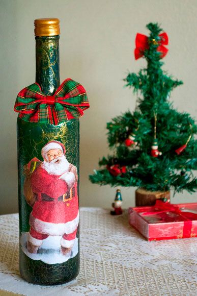garrafa de vinho decorada