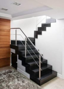 Escada de mármore – 40 opções incríveis e como usar na décor!