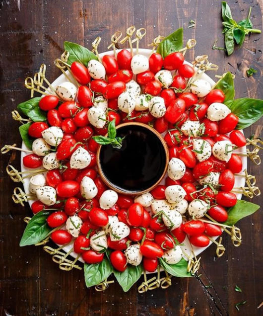 Mesa de Natal com frios