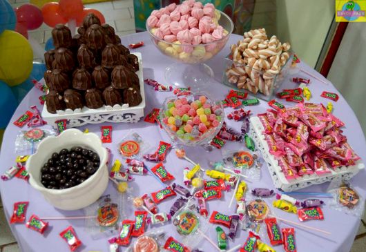 Mesa de Natal com doces