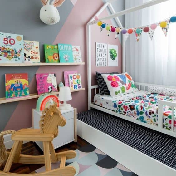 quarto montessori de menina