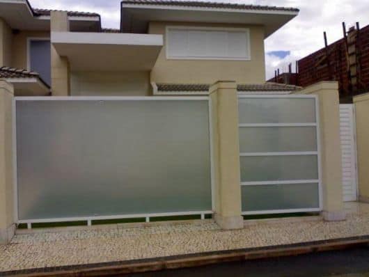 muro de vidro jateado