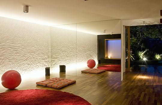 parede texturizada pintada com branco