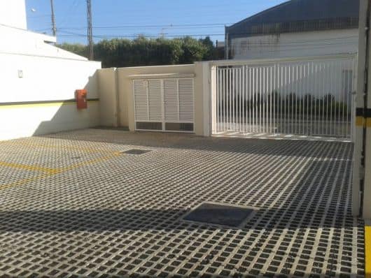 estacionamento com Pisograma