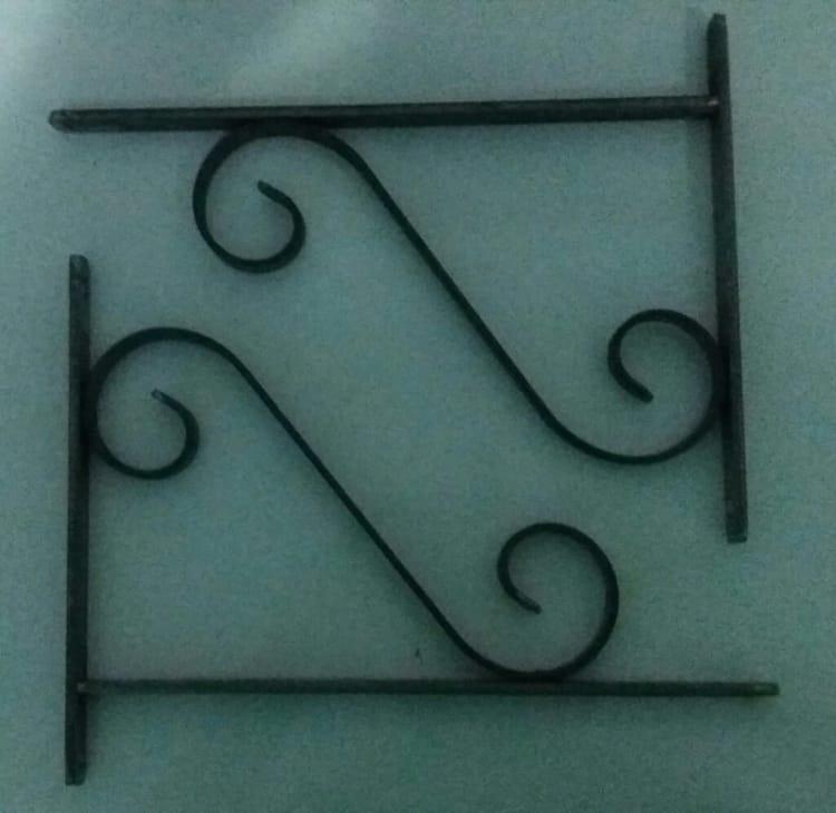 Mão francesa colonial