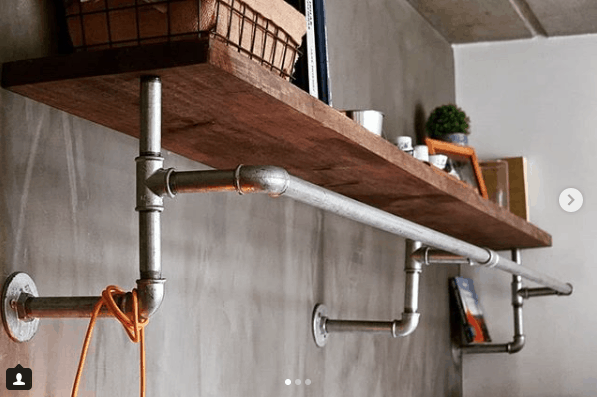 Mão francesa industrial de cano