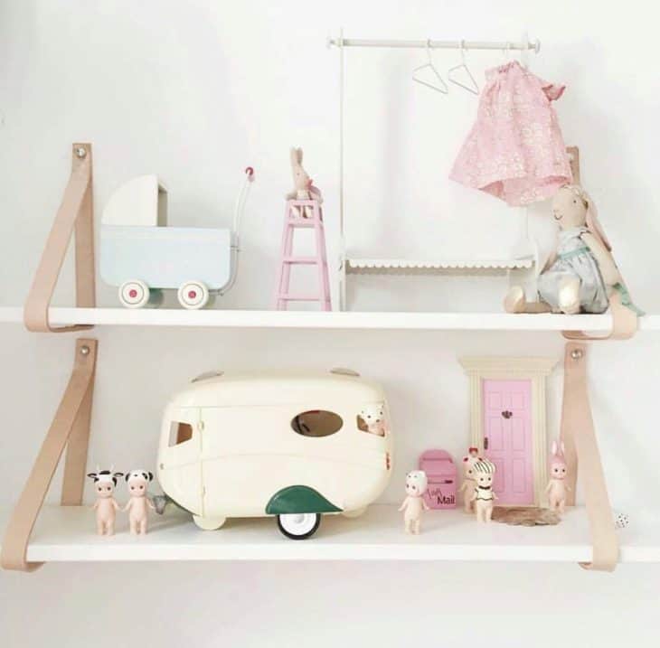 ideia com Mão francesa invertida