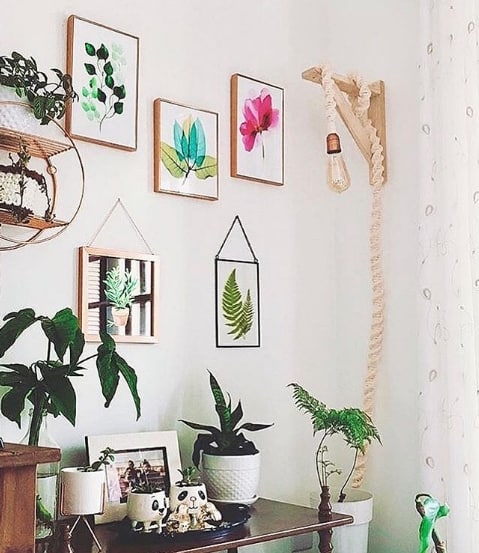 decoração com mão francesa de madeira