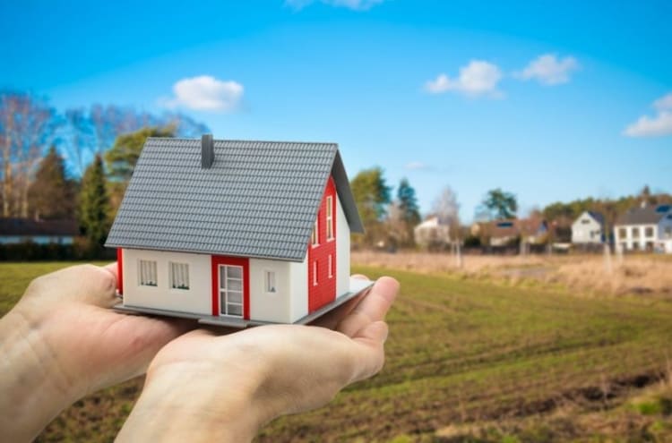 Terreno para construir uma casa barata