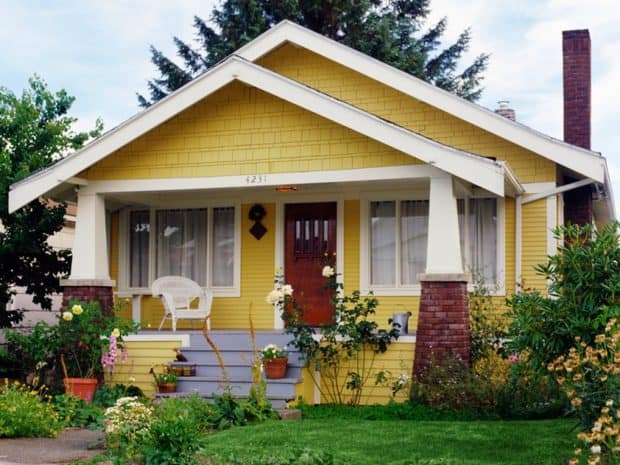 casas de madeira pintadas