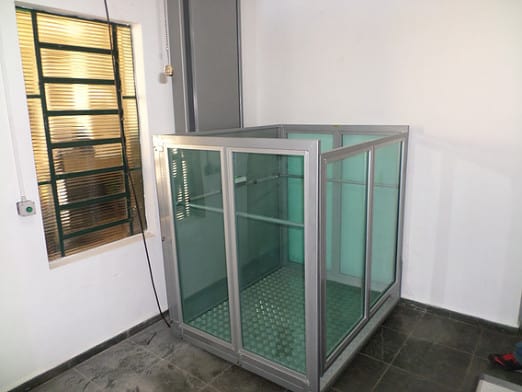 elevador simples pequeno e barato