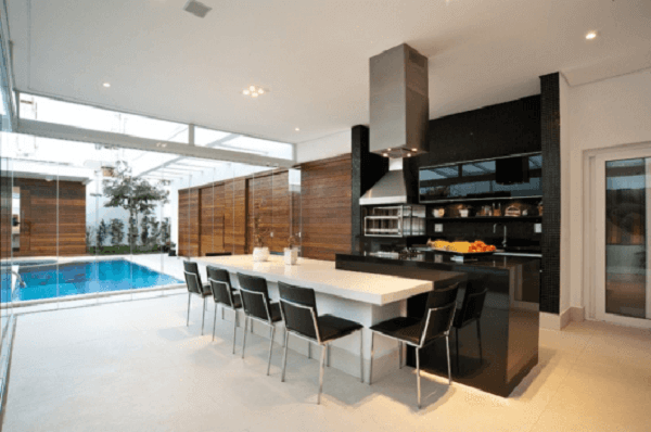 Churrasqueira de vidro chique