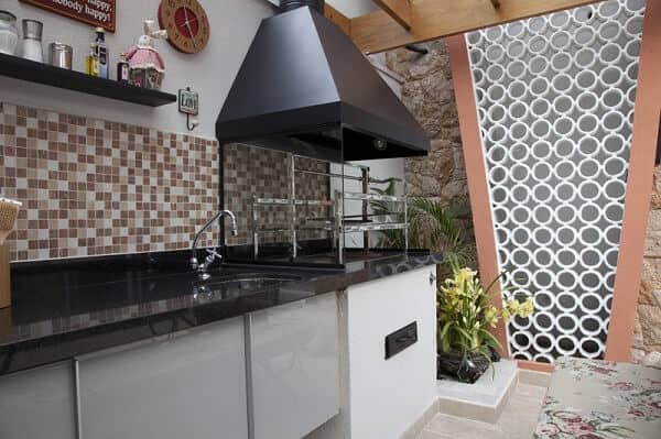 Churrasqueira de vidro com coifa