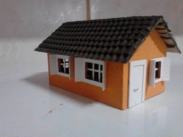 casinha com papelão